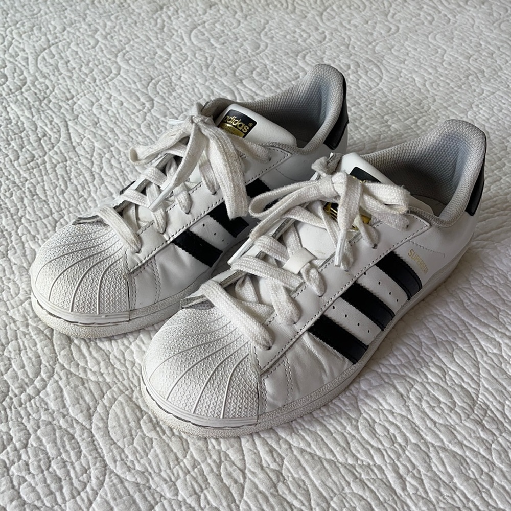 Adidas Superstar Sneakers